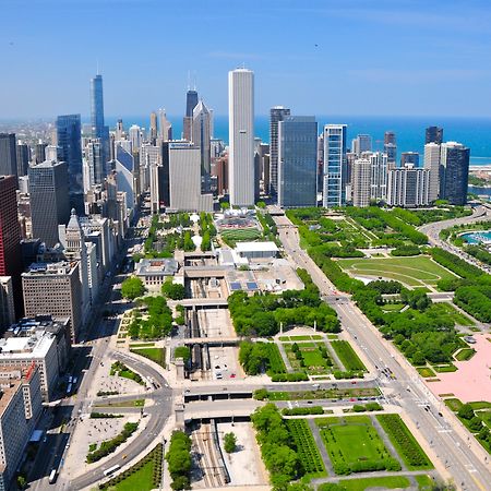 Fairmont Chicago Millennium Park Hotel Bagian luar foto