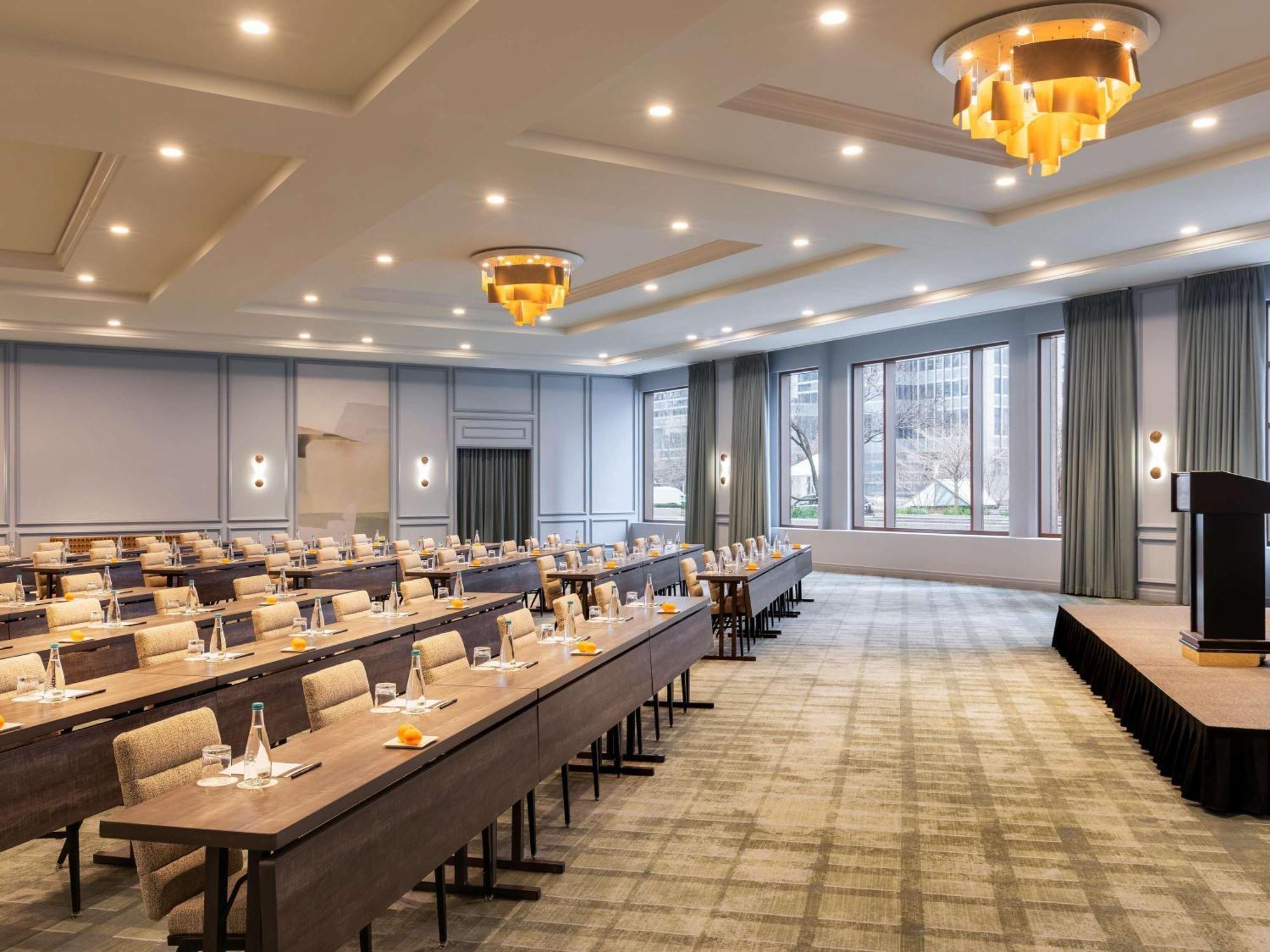 Fairmont Chicago Millennium Park Hotel Bagian luar foto